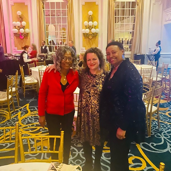 Meet your Posher, Vanessa - Picture 9 of 15